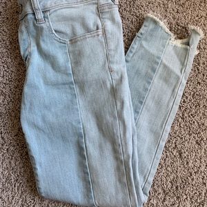 American eagle crop jegging jeans- low rise